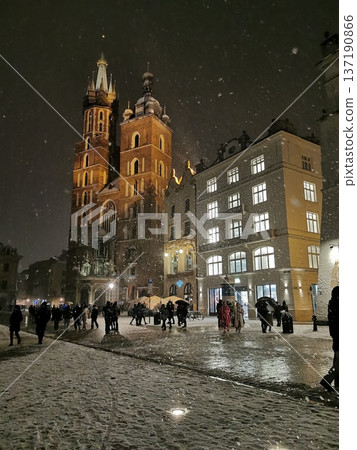 krakow cathedral in the winter 137190866