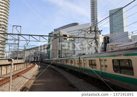 JR埼京線上行列車 137191891