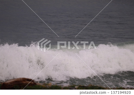 Drops of Waves Drops of Waves 137194920