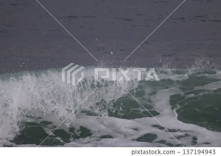 Drops of Waves Drops of Waves 137194943