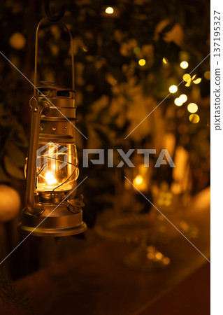 Gentle lantern light Gentle lantern light 137195327