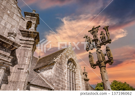 Parish close church of Loclemar, finistere, brittany, france 137196062