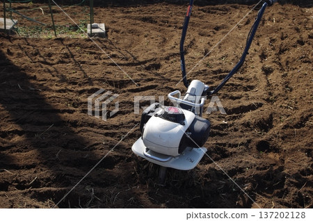 Plow the field 137202128
