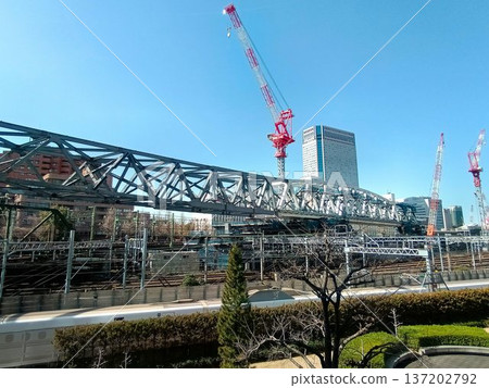 Temporary trusses were erected using the "sending-off method"... New Yatsuyama Overpass Temporary trusses were erected using the "sending-off method"... New Yatsuyama Overpass 137202792