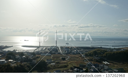 a town with ocean view 137202968