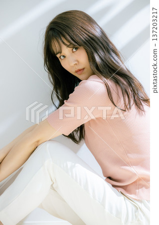 年輕的女士的肖像 137203217