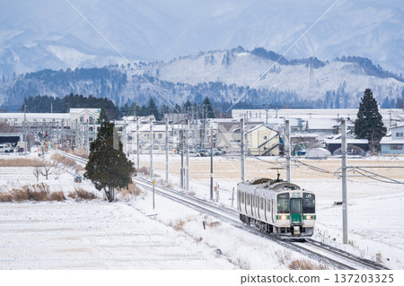[Yamagata Line] A local train departing from Takahata Station 137203325