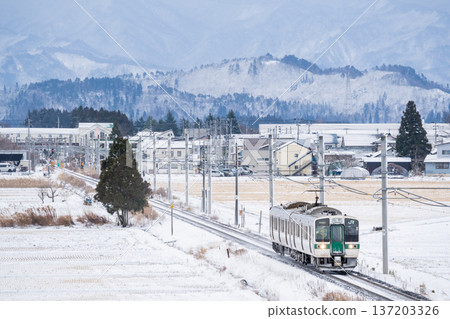 [Yamagata Line] A local train departing from Takahata Station 137203326