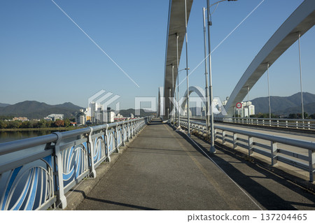 Han River bike path Han River bike path 137204465