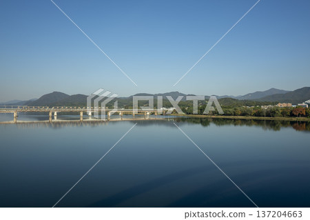 Han River bike path 137204663