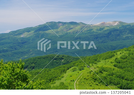 從山山看到的草津白根火山 從山山看到的草津白根火山 137205041