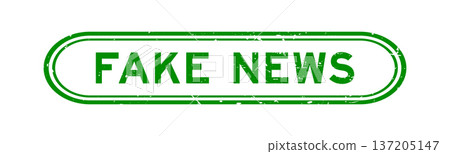 Grunge green fake news word rubber seal stamp on white background 137205147
