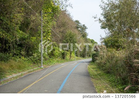 Han River bike path Han River bike path 137205566