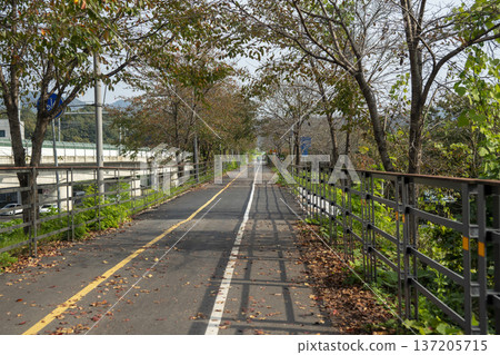 Han River bike path Han River bike path 137205715