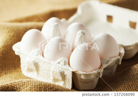 Fresh eggs (shiratama) Fresh eggs (shiratama) 137208090
