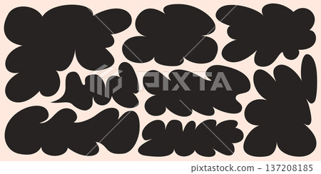 Curvy shape frame collection with bold wavy rectangle and soft cloud silhouettes in black. Organic doodle frames with rounded flowing edges and fluid outline. Perfect for posters, social media Curvy shape frame collection with bold wavy rectangle and soft cloud silhouettes in black. Organic doodle frames with rounded flowing edges and fluid outline. Perfect for posters, social media 137208185
