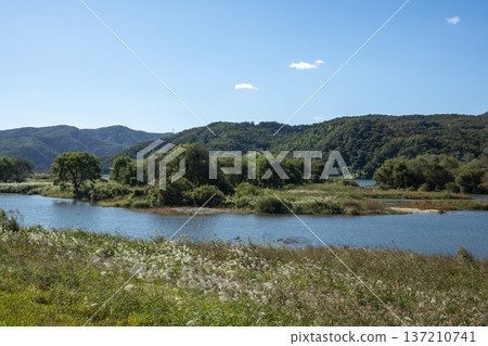Han River bike path Han River bike path 137210741