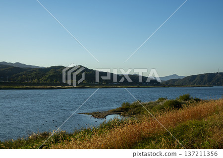 Han River bike path Han River bike path 137211356