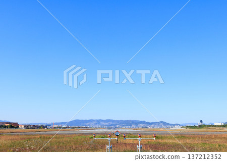 Osaka International Airport (Itami Airport) runway 137212352
