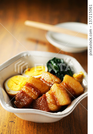 豬燉煮雞蛋 137215061