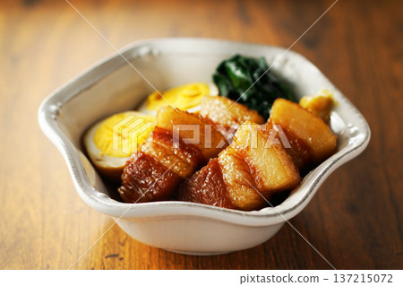 Braised boiled egg with pigs Braised boiled egg with pigs 137215072