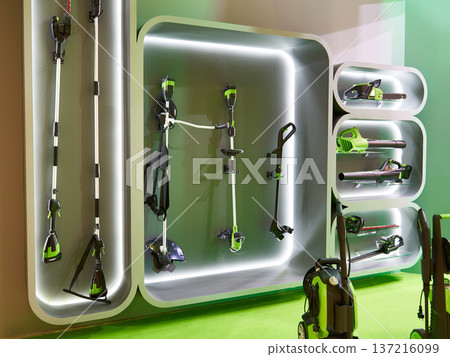 Garden trimmers in store Garden trimmers in store 137216099