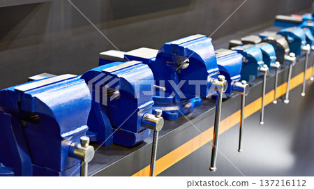 Mechanical vise for workbench Mechanical vise for workbench 137216112