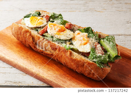 凱薩沙拉三明治 137217242