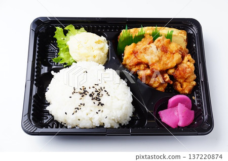 Fried chicken lunch Fried chicken lunch 137220874