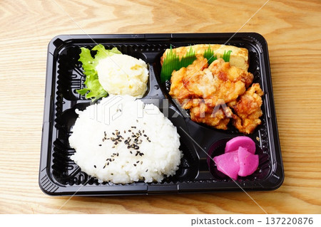 Fried chicken lunch Fried chicken lunch 137220876