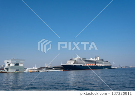 Harbor where luxury liners are anchored Harbor where luxury liners are anchored 137220911