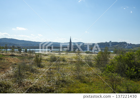 Han River bike path 137221430