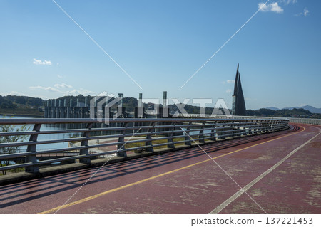 Han River bike path 137221453