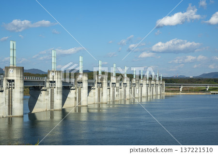 Han River bike path 137221510