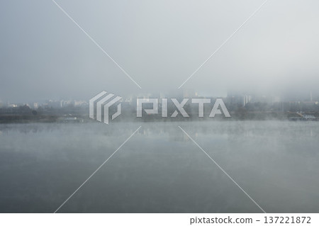 Han River bike path 137221872