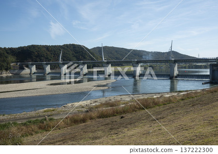 Han River bike path 137222300