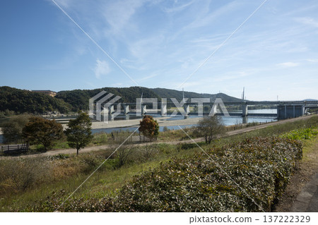 Han River bike path Han River bike path 137222329