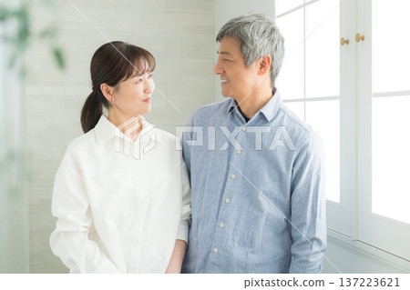 精力充沛的年長夫婦 137223621