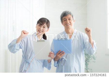 一張60多歲族群檢的圖片 一張60多歲族群檢的圖片 137224161