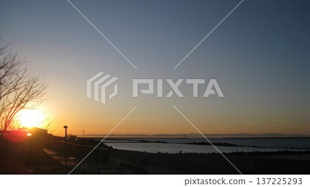 Sunset, the Sea of Japan, and Sado Island Sunset, the Sea of Japan, and Sado Island 137225293