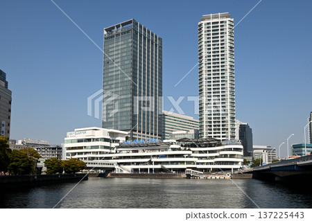 Yokohama Diamond Building and Yokohama Bakewater Yokohama Diamond Building and Yokohama Bakewater 137225443