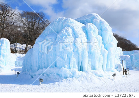 Lake Shikotsu Ice Festival 137225673