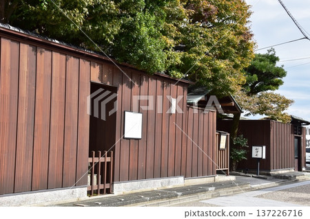 The long-established restaurant Zafunatsuya and its poem monument in Kuwana City, Mie Prefecture The long-established restaurant Zafunatsuya and its poem monument in Kuwana City, Mie Prefecture 137226716