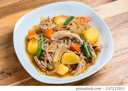 Nikujaga，一道經典的家常菜 137227051