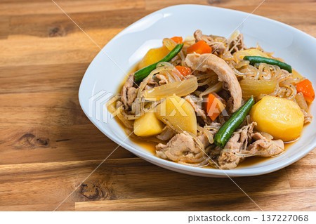 Nikujaga，一道經典的家常菜 137227068