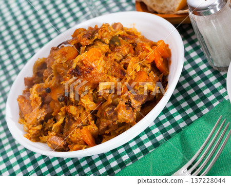 Stewed pork with braised cabbage Stewed pork with braised cabbage 137228044