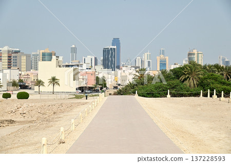 Beautiful scenery of Bahrain Fort 137228593