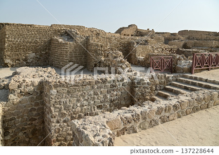 Beautiful scenery of Bahrain Fort Beautiful scenery of Bahrain Fort 137228644