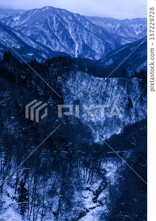 Gifu Prefecture Snowy Mountains Gifu Prefecture Snowy Mountains 137229728