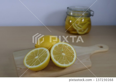 切檸檬 137230168